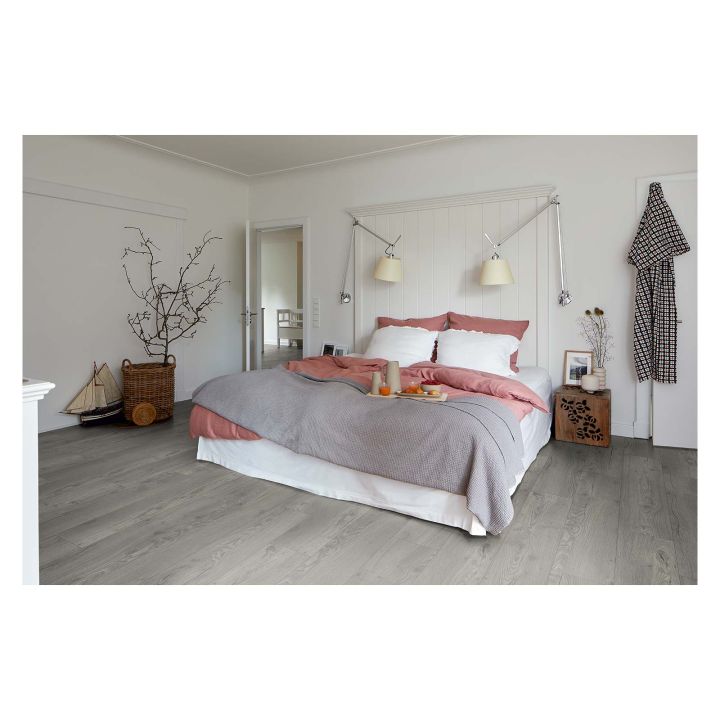 Egger Grey Avery Oak 7mm Laminate Flooring 2.49m²