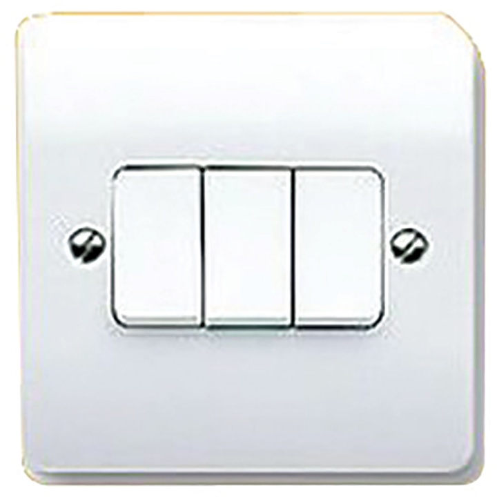 MK 3 Gang 2 Way Switch