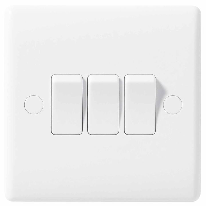 BG Nexus Moulded 3 Gang 2 Way Switch