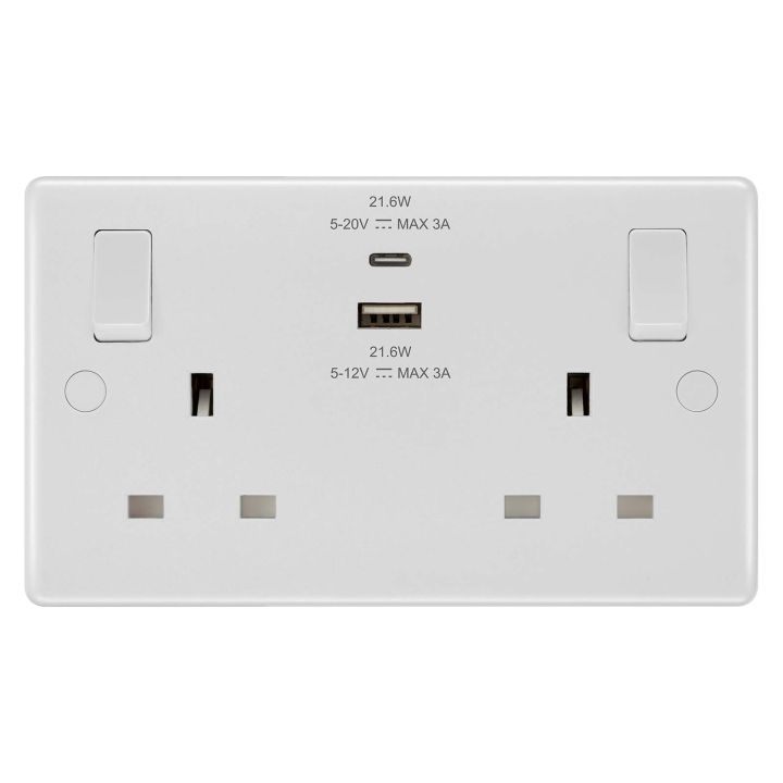 BG Nexus 800 Series Double Switched Socket White With USB
