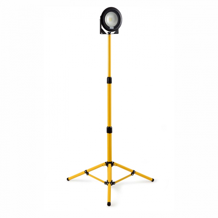 Defender Single Head Tripod Worklight 1200 Lumen 240V