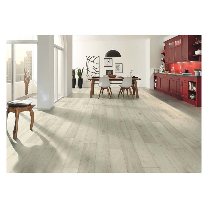 Krono Atlantic Iceberg Oak 12mm Laminate Flooring 1.51m² Selco Selco