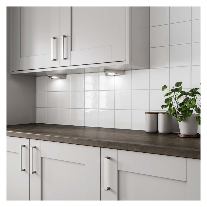 Flat Gloss White Ceramic Wall Tile 150 x 150mm Selco