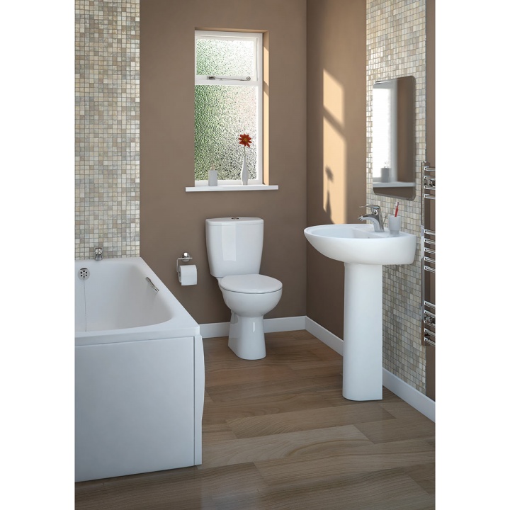 Lecico Atlas Smooth Close Coupled Toilet Pan, Cistern & Seat Pack