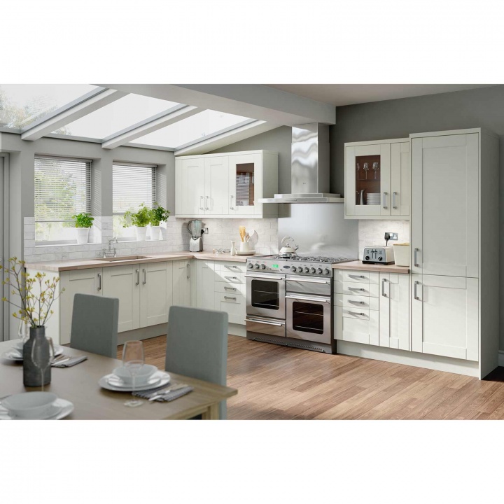 Verona cream 600mm x 892mm fascia