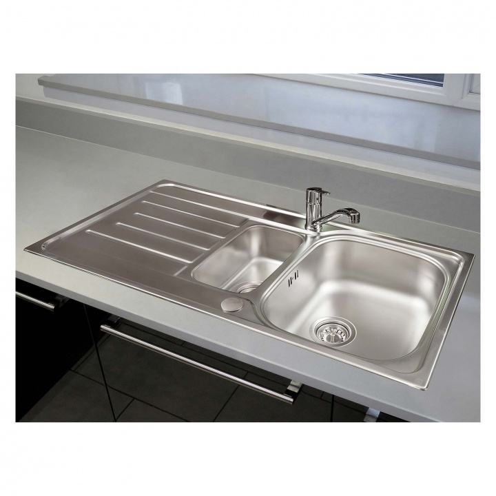 Reginox Le Mans 1.5 Bowl Stainless Steel Kitchen Sink & Tap Pack
