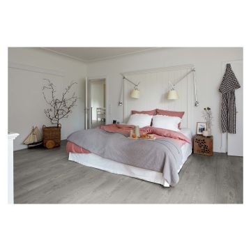 Egger Grey Avery Oak 7mm Laminate Flooring 2.49m²