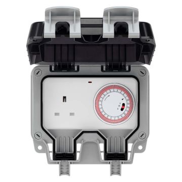 BG Weatherproof 1 Gang Outdoor Power Socket with Segment