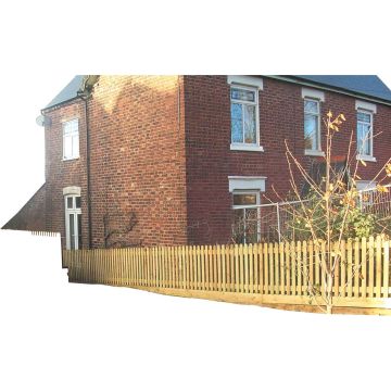 Wicket Fence Panel Rounded Top 1829 x 900mm (6' x 3') FSC®
