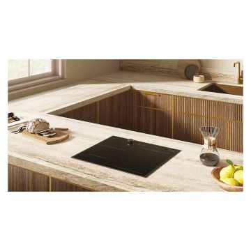 Samsung Series 6 60cm 4 Zone Slim Fit Induction Hob With Flex Zone Plus NZ64B6058KK