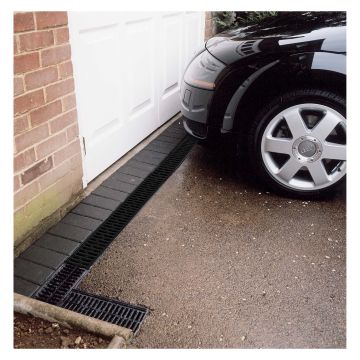 ACO HexDrain 1m Channel with Black Plastic Grating