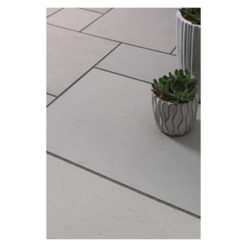 Stonemarket Fernshaw® Sandstone Paving Slab Ashen 610 x 610 x 18mm 23.81m²
