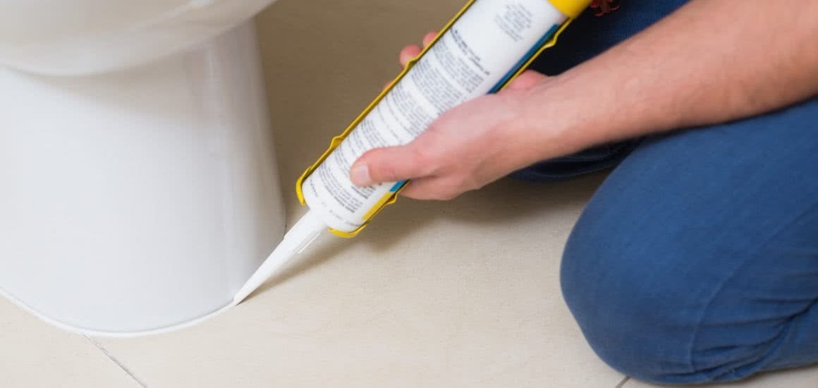 Sealing bathroom fixtures and fittings Selco